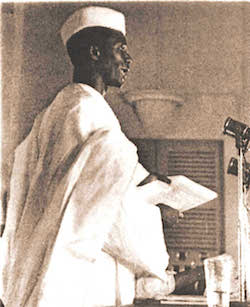 Sekou Toure lisant la declaration d'independance, Conakry, 2 octobre 1958 Sekou Toure lisant la declaration d'independance, Conakry, 2 octobre 1958
